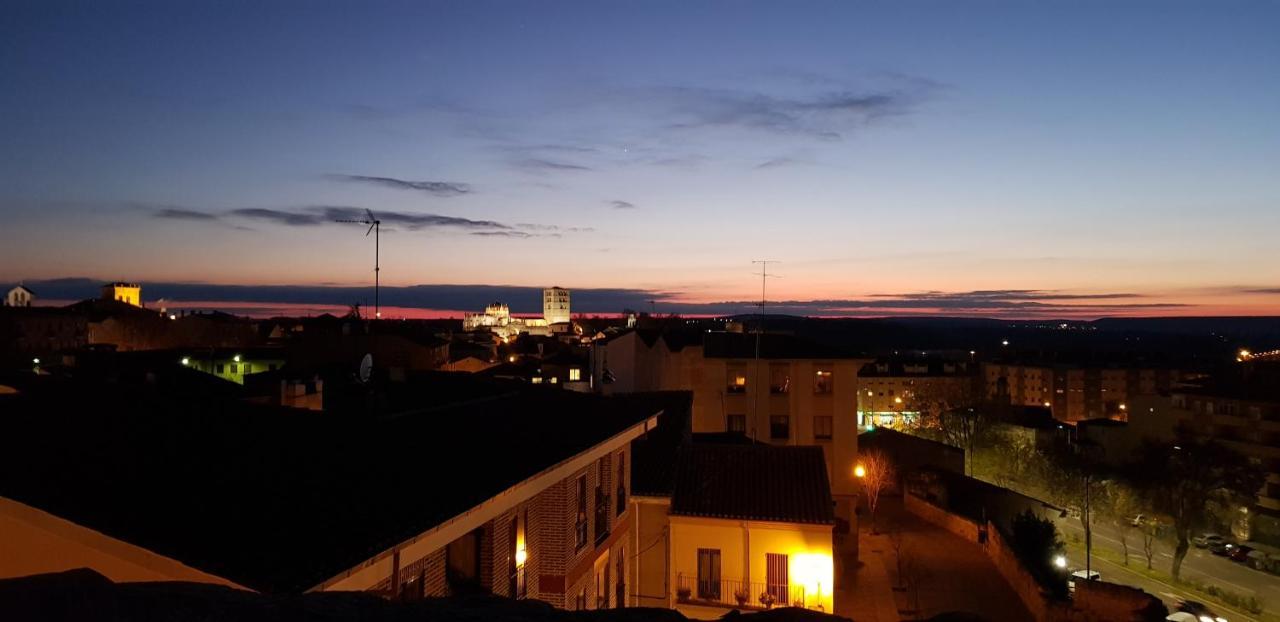 Apartamentos La Muralla Zamora Dış mekan fotoğraf